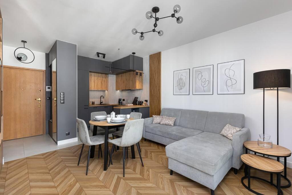 Port Praski Stylish Apartment Near Old Town Varsovia Exterior foto
